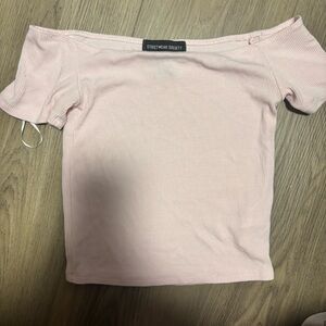 Streetwear Society Light Pink Off-Shoulder Crop Top Small